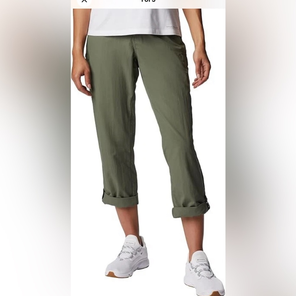Columbia Women's Straight Leg Cargo Capri Roll Up Pants, Cypress, XL
